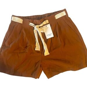 New…. Jacqueline de Yong  Shorts